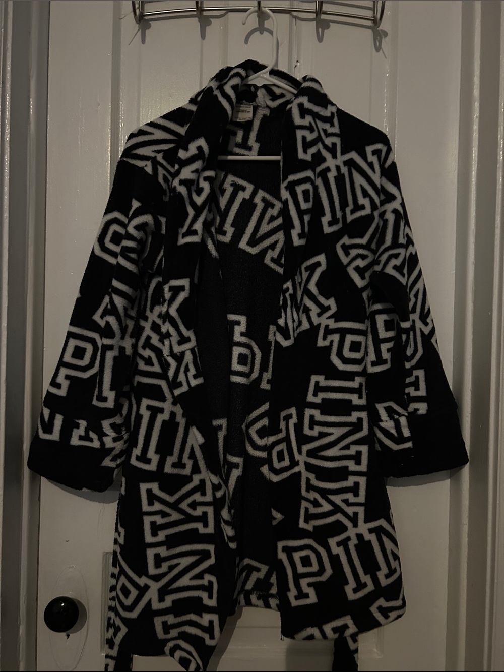 PINK Victoria's Secret Black and White Logo cozy robe
